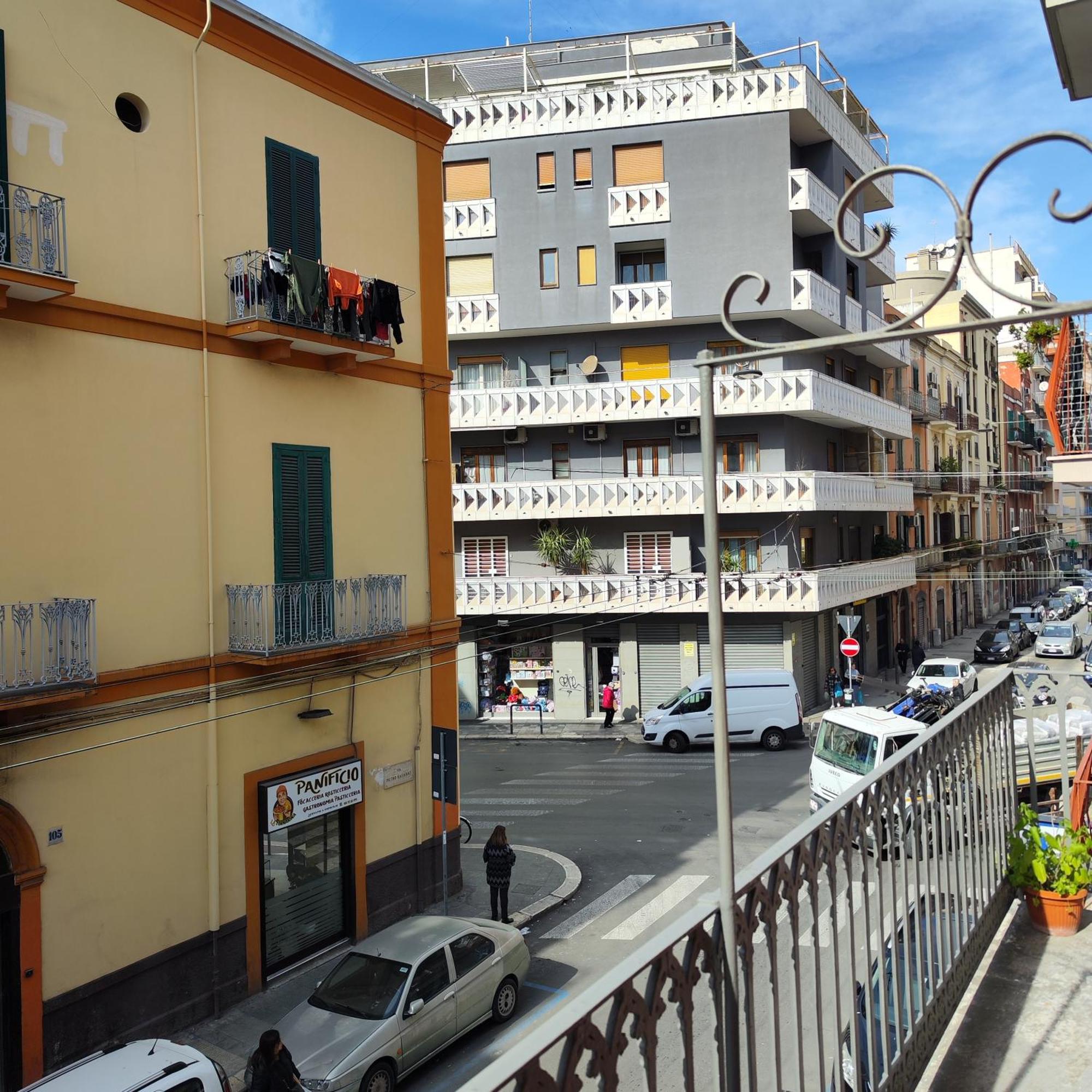 Mistral130 Apartment Bari Exterior photo