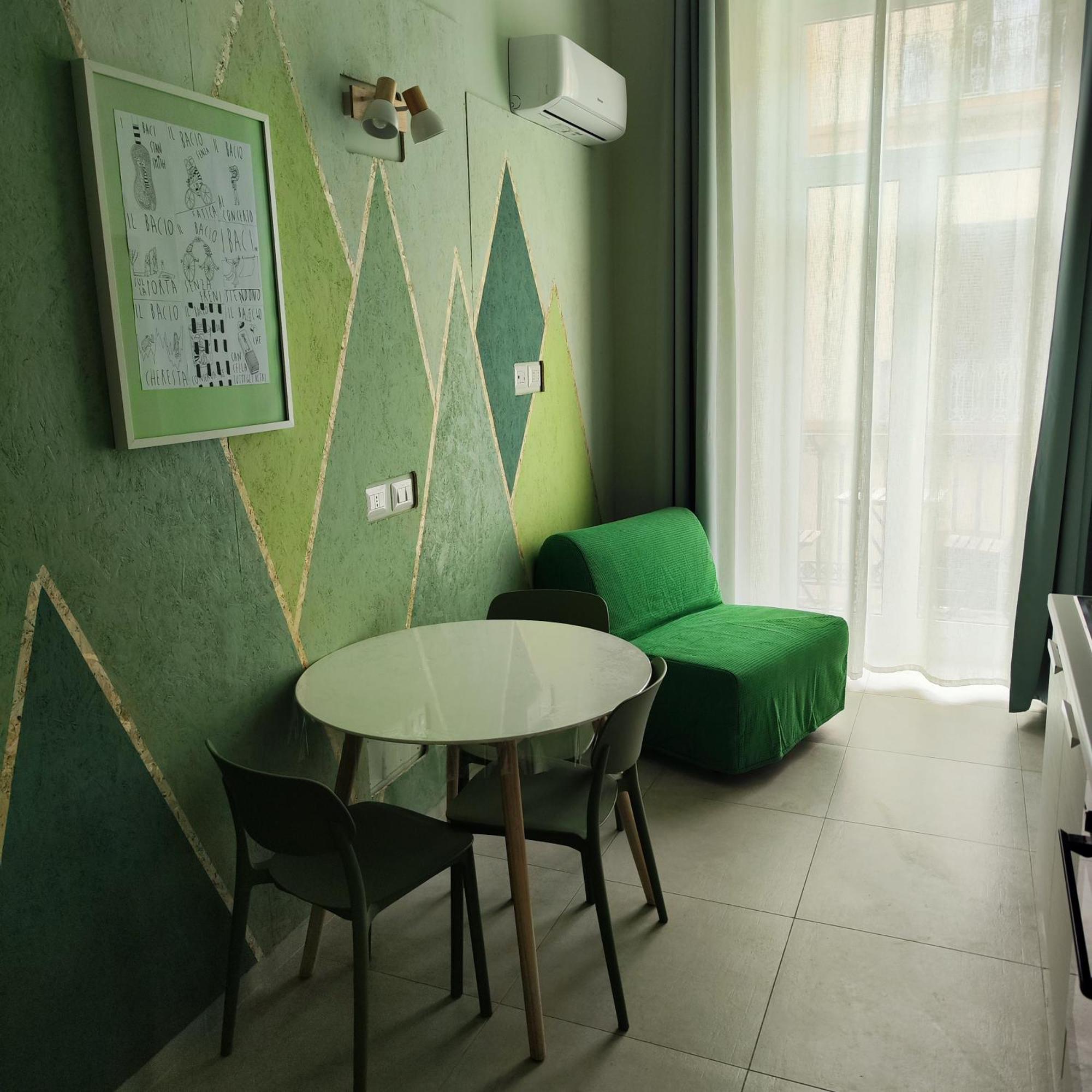 Mistral130 Apartment Bari Exterior photo